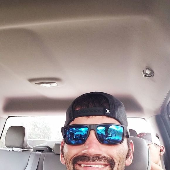 Meet your Posher, Curtis - Picture 1 of 1